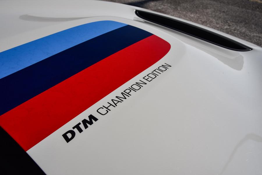 Детали экстерьера BMW M4 Coupe DTM Champion Edition 2017 года  (ZA) (фото 4 из 40)